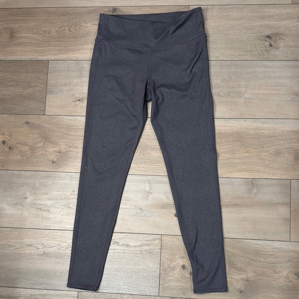 Athleta High Rise Serpent Chaturanga